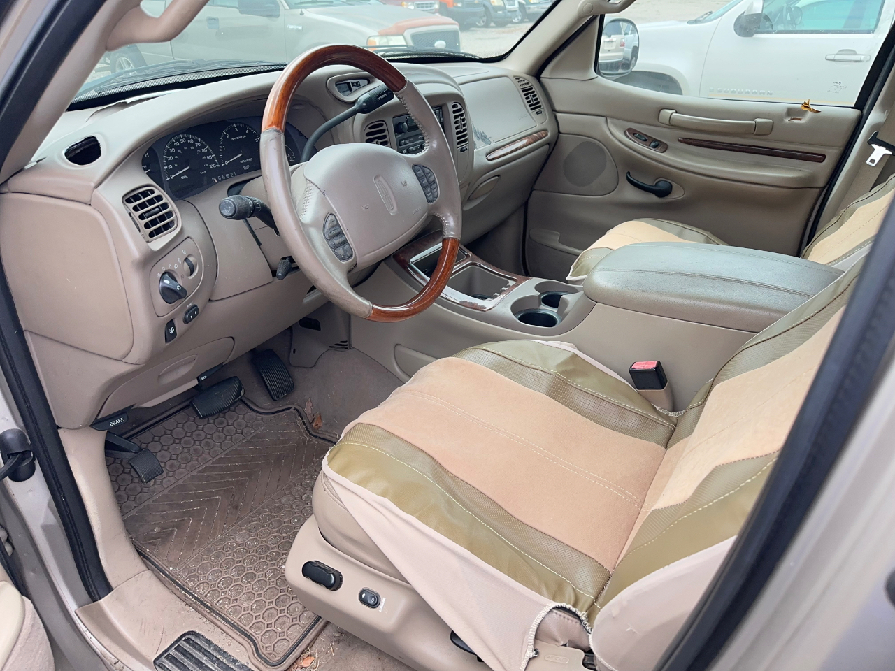 Lincoln Navigator 2WD 2001
