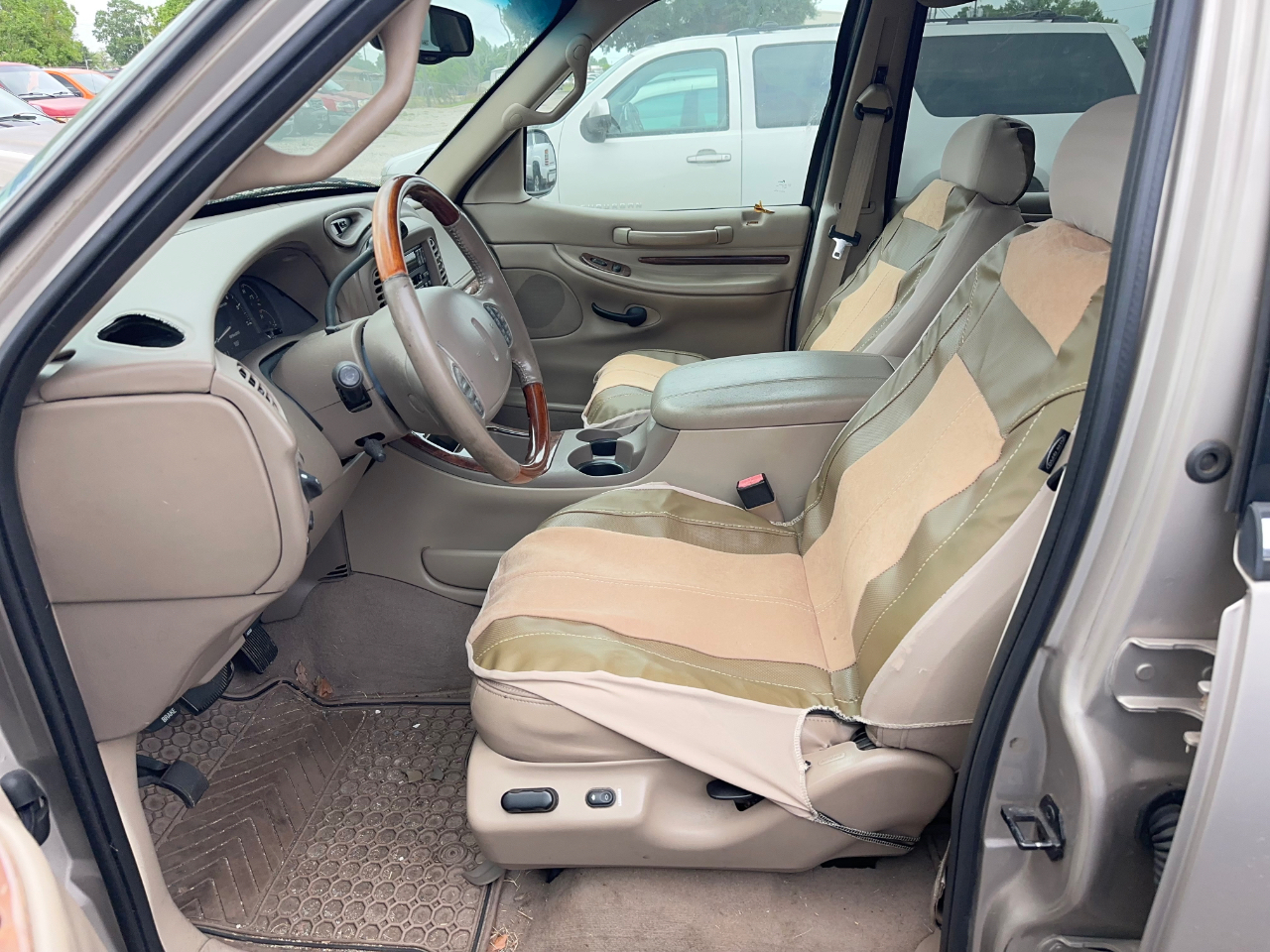 Lincoln Navigator 2WD 2001