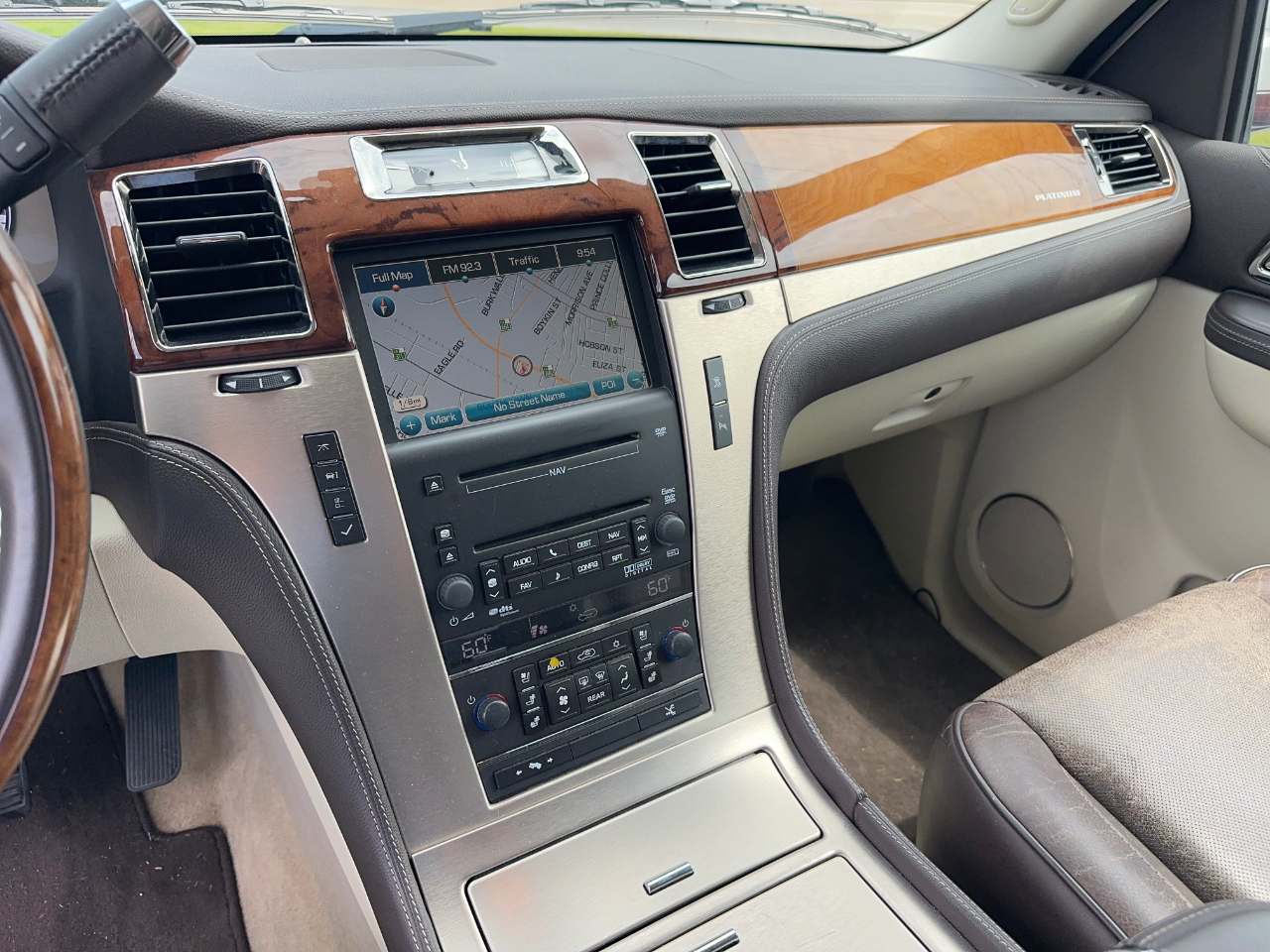 Cadillac Escalade Hybrid 4WD Platinum 2010