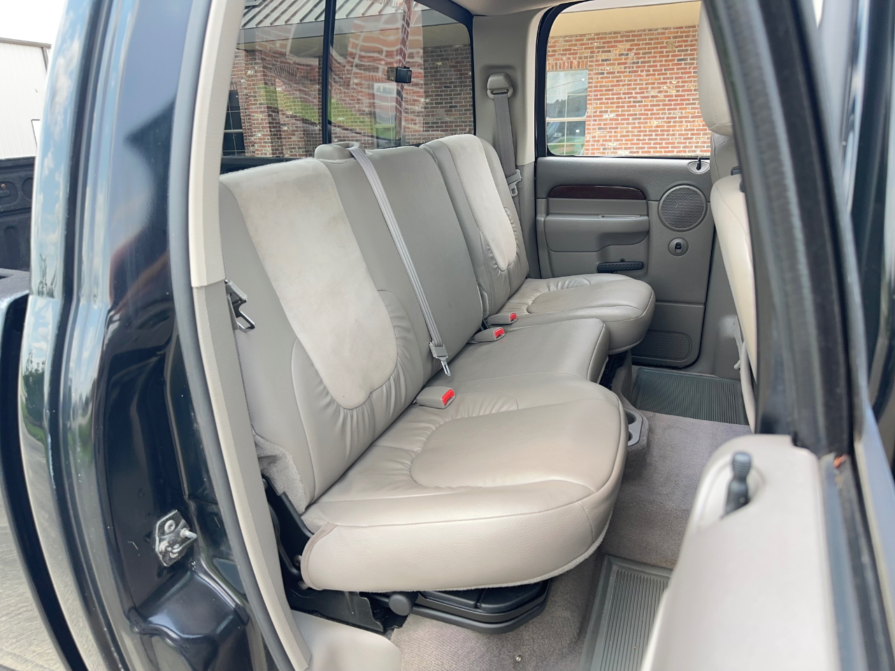 Dodge Ram 1500 Sport Quad Cab 2WD 2002