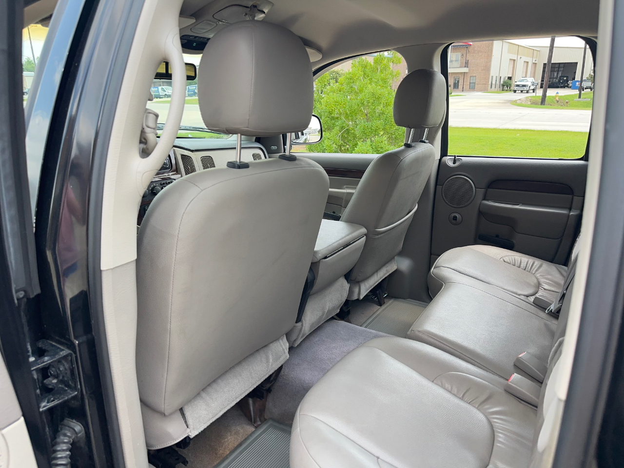 Dodge Ram 1500 Sport Quad Cab 2WD 2002
