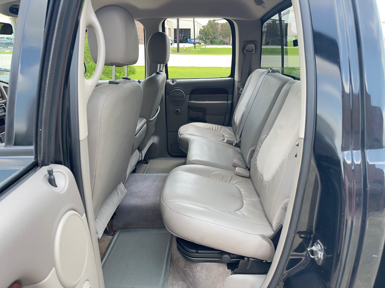 Dodge Ram 1500 Sport Quad Cab 2WD 2002