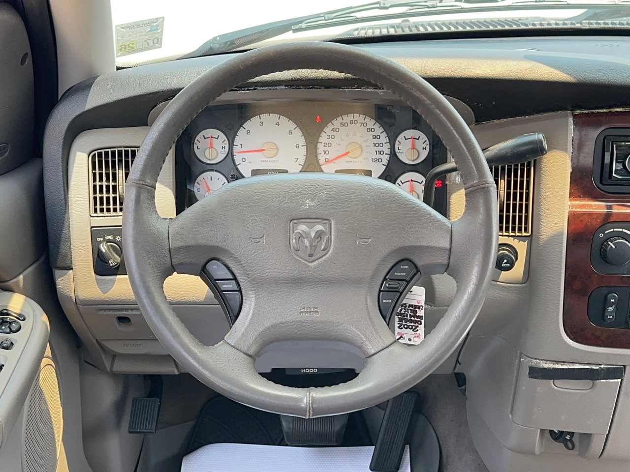 Dodge Ram 1500 Sport Quad Cab 2WD 2002
