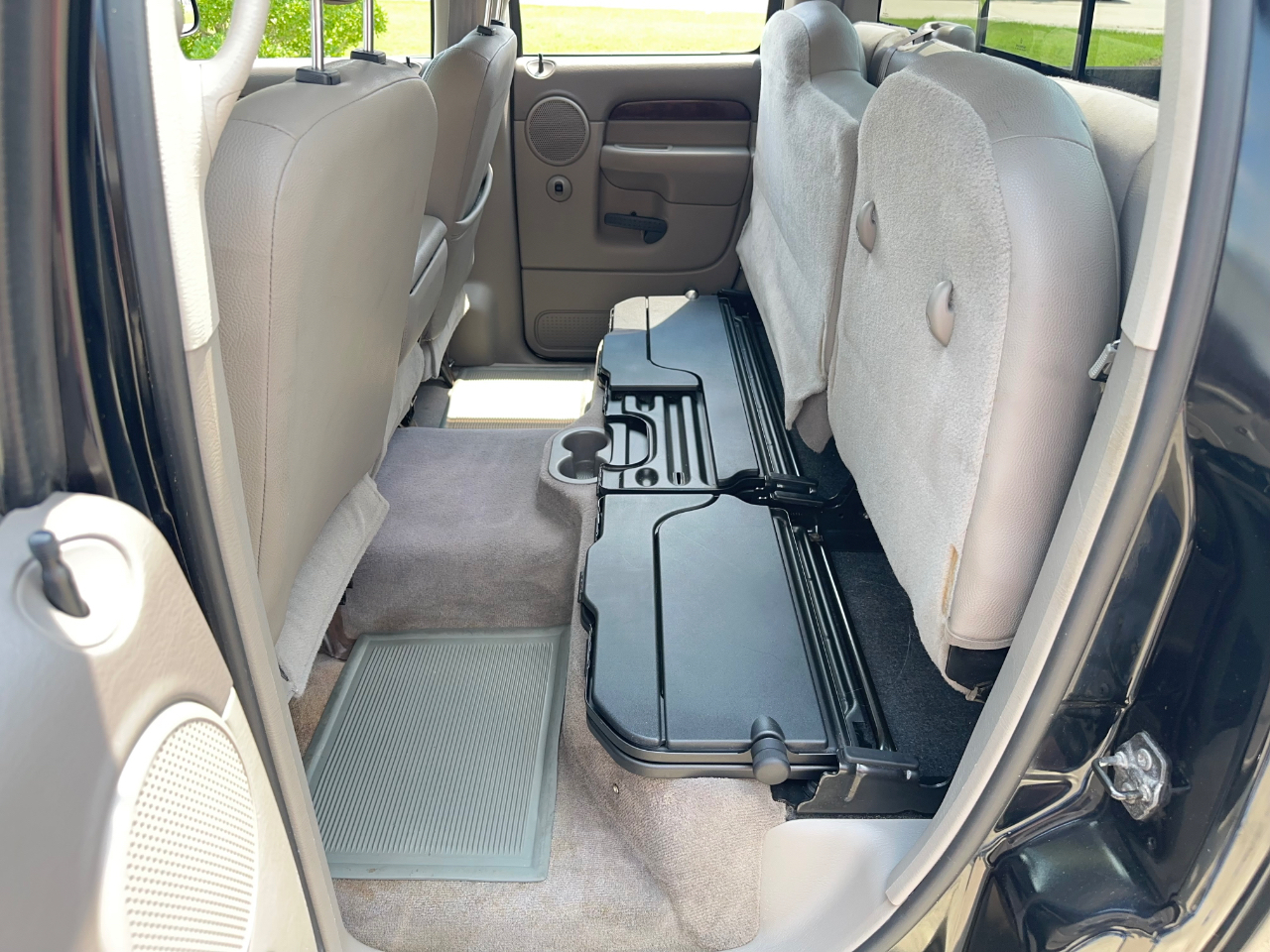 Dodge Ram 1500 Sport Quad Cab 2WD 2002