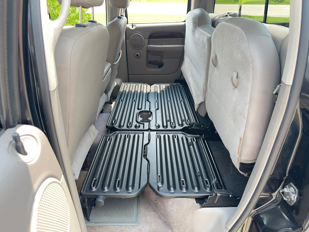 Dodge Ram 1500 Sport Quad Cab 2WD 2002