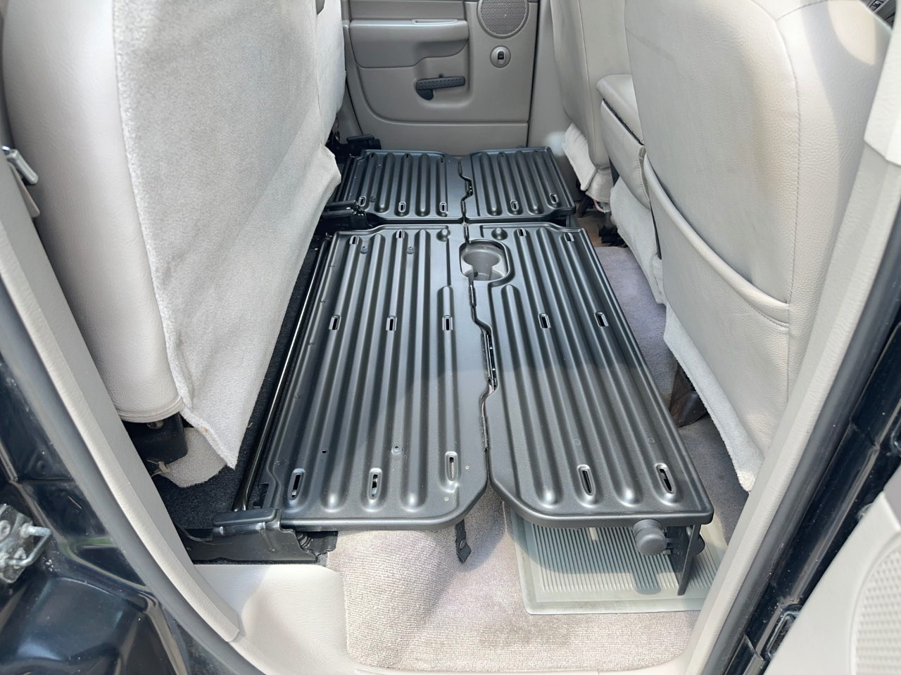 Dodge Ram 1500 Sport Quad Cab 2WD 2002