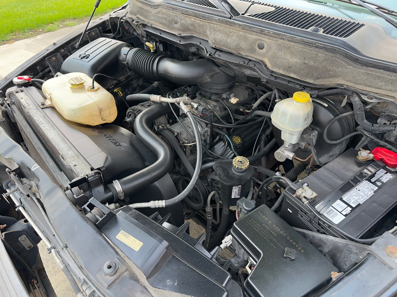 Dodge Ram 1500 Sport Quad Cab 2WD 2002