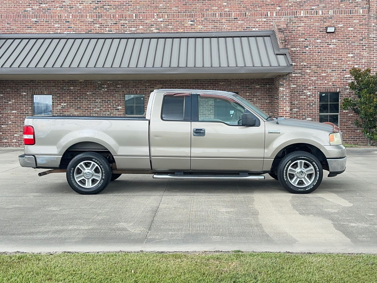 Ford F-150 XLT SuperCab 2WD 2006