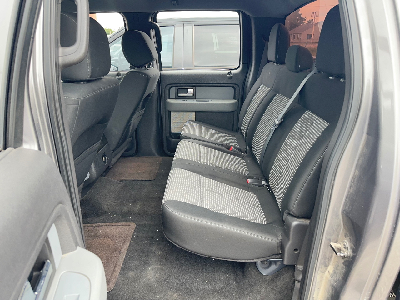 Ford F-150 STX SuperCrew 2WD 2014