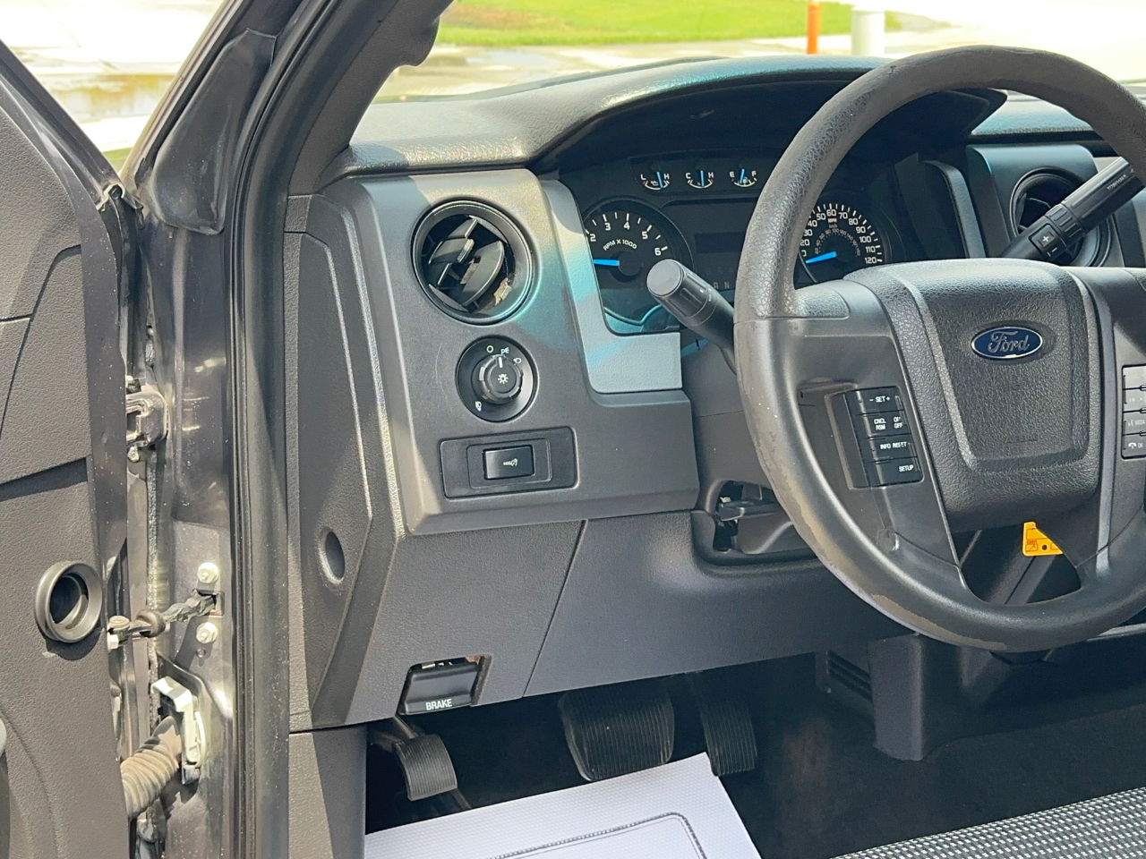 Ford F-150 STX SuperCrew 2WD 2014