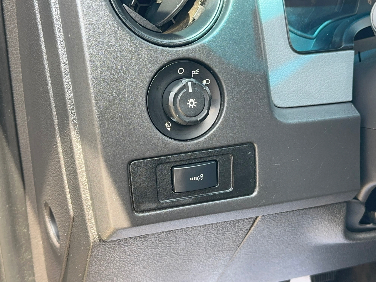 Ford F-150 STX SuperCrew 2WD 2014