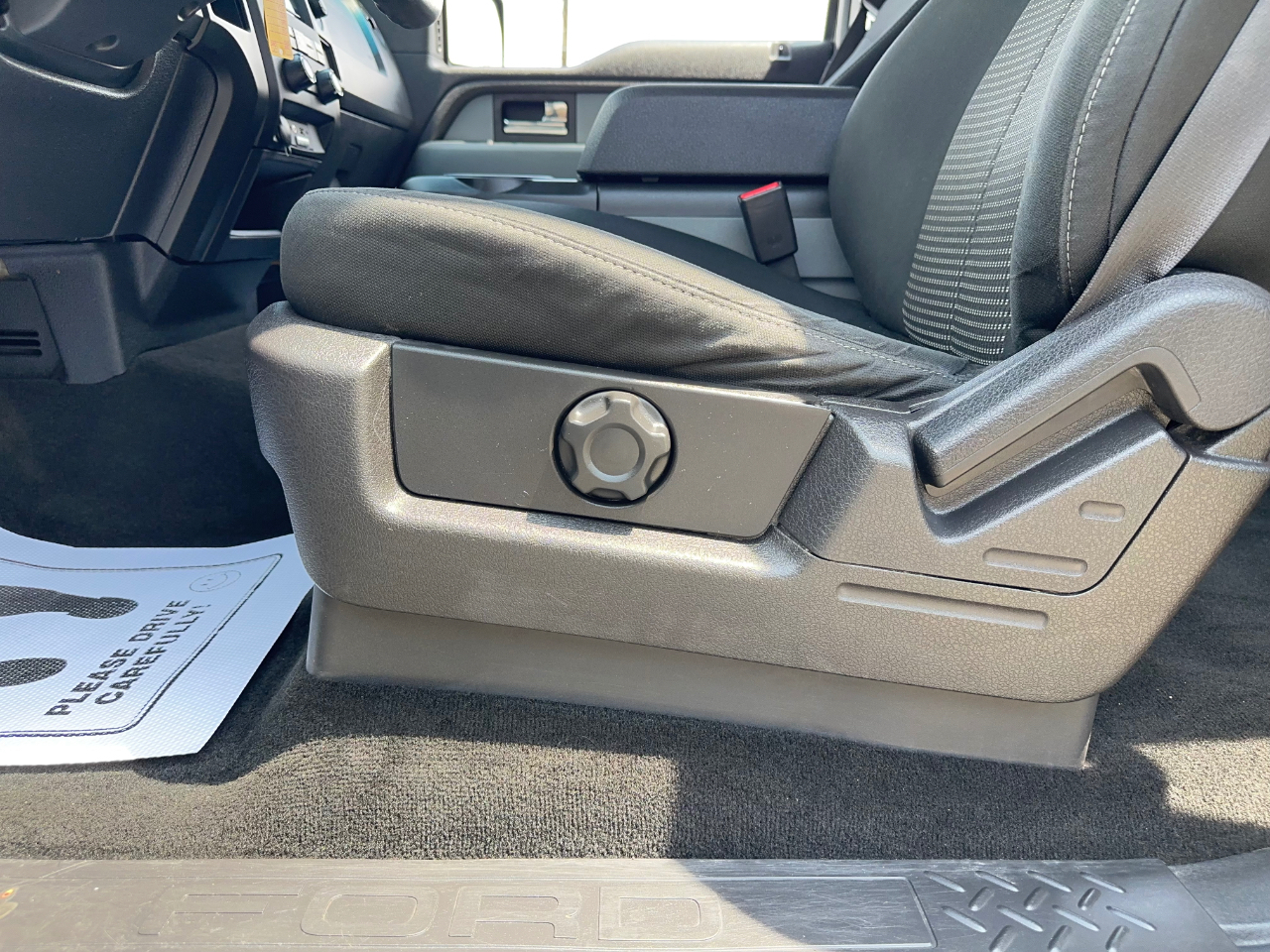 Ford F-150 STX SuperCrew 2WD 2014