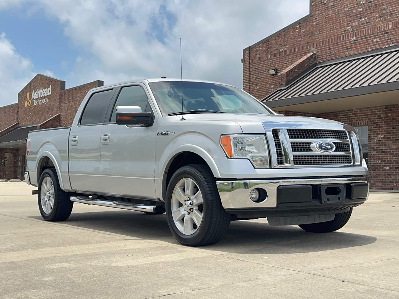 Ford F-150 Lariat SuperCrew 5.5-ft. Bed 2WD 2010