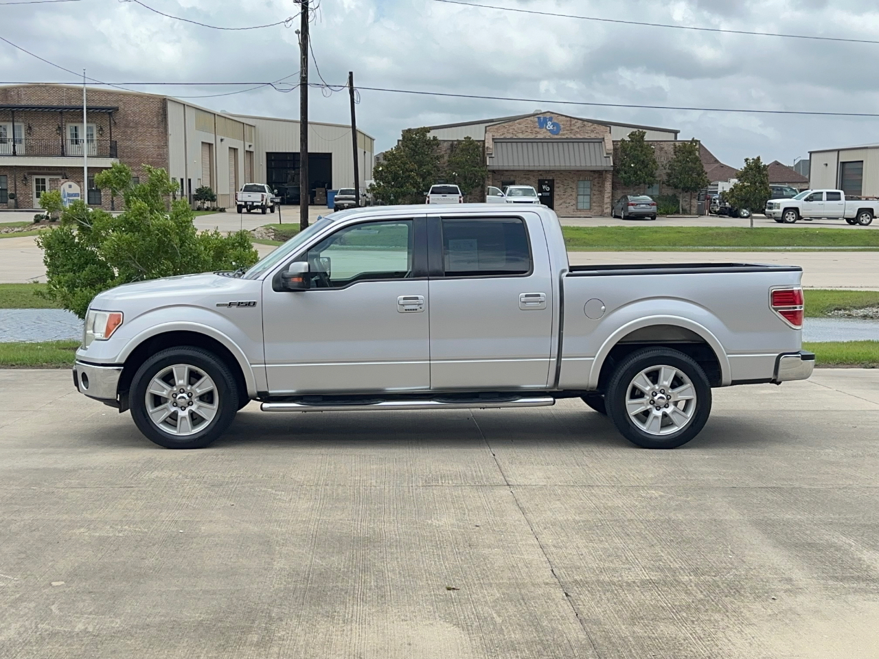 Ford F-150 Lariat SuperCrew 5.5-ft. Bed 2WD 2010