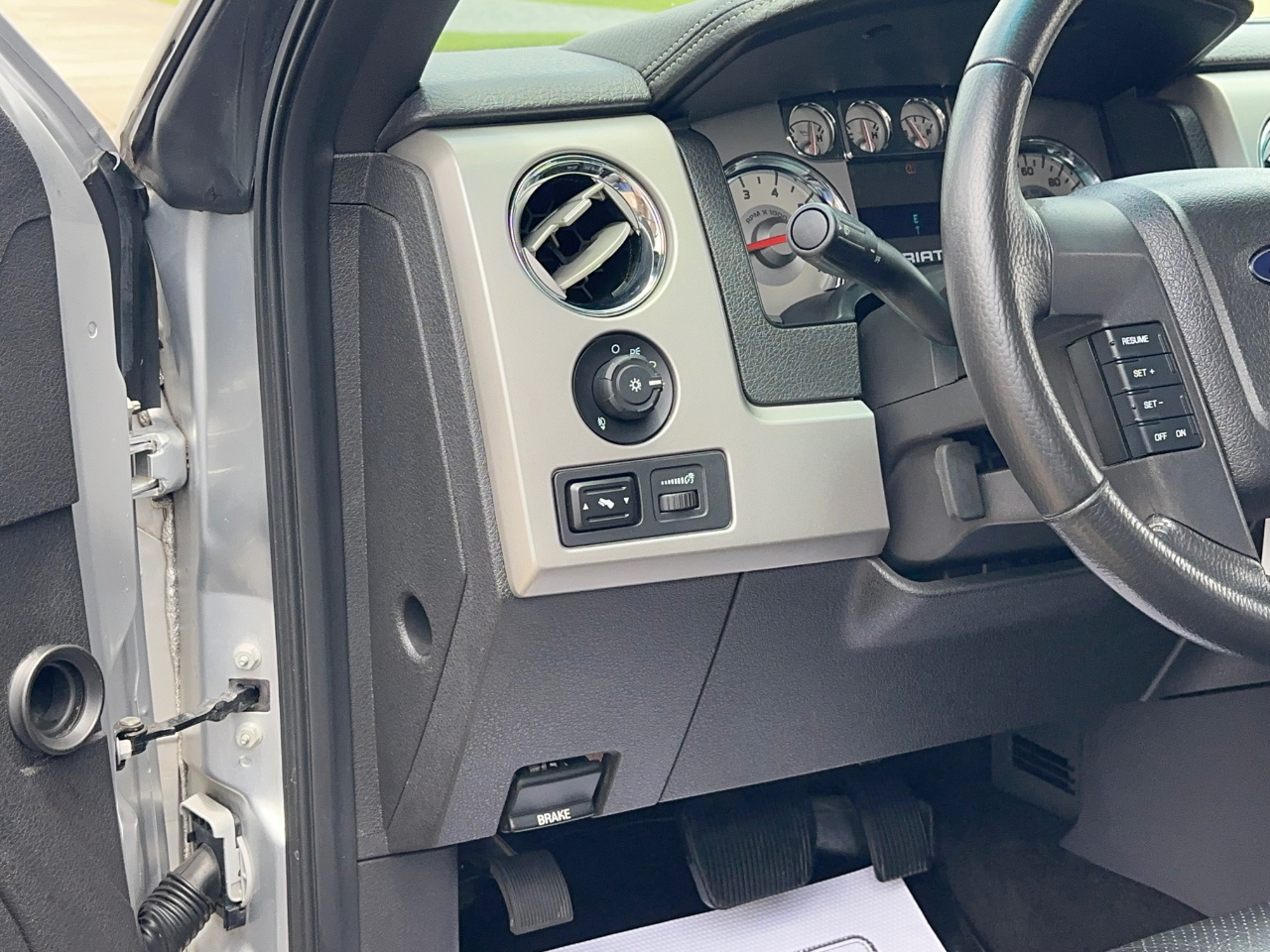 Ford F-150 Lariat SuperCrew 5.5-ft. Bed 2WD 2010