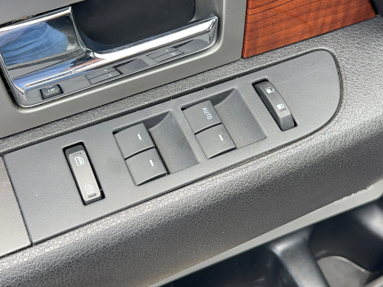 Ford F-150 Lariat SuperCrew 5.5-ft. Bed 2WD 2010