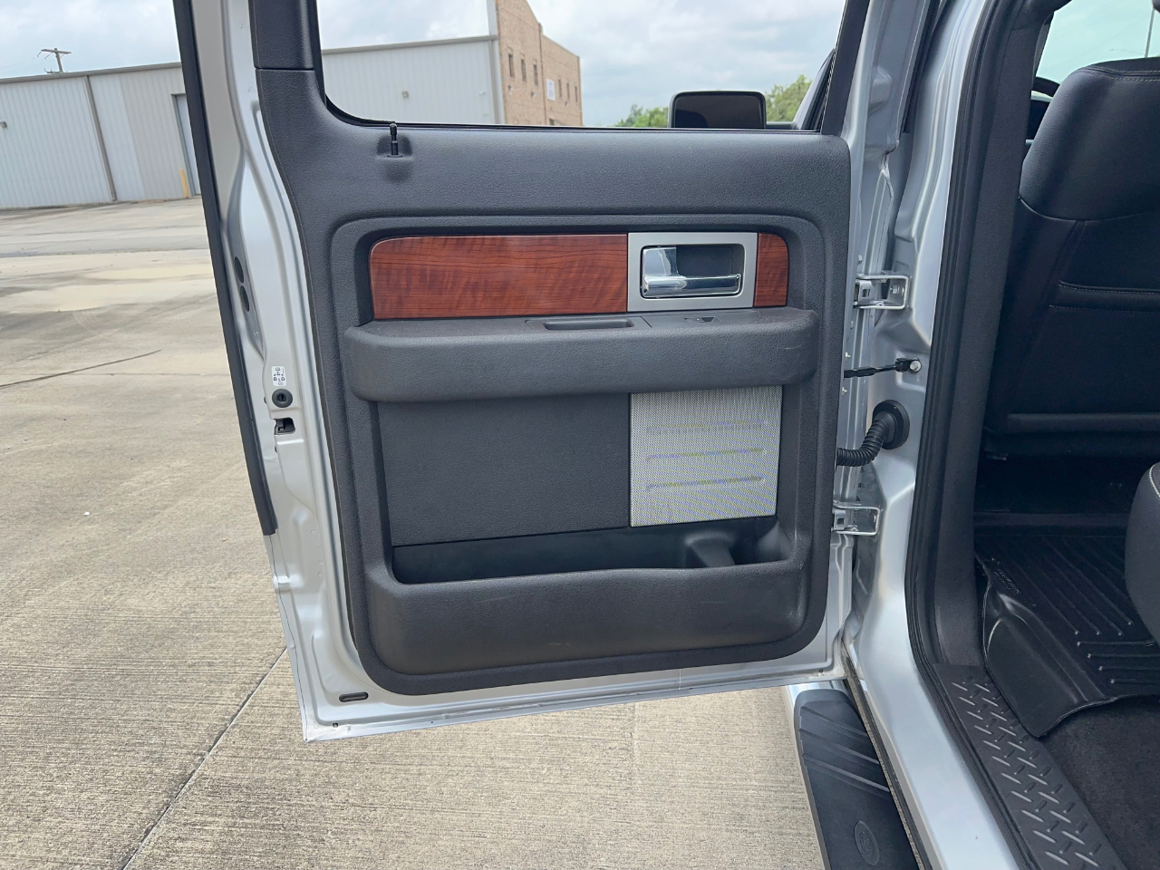 Ford F-150 Lariat SuperCrew 5.5-ft. Bed 2WD 2010