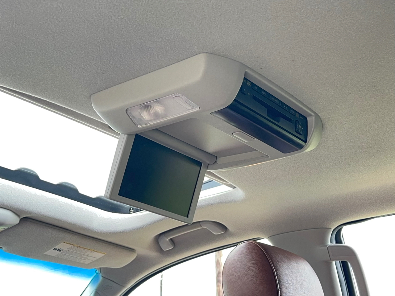 Toyota Sequoia Plantium 2WD 2011