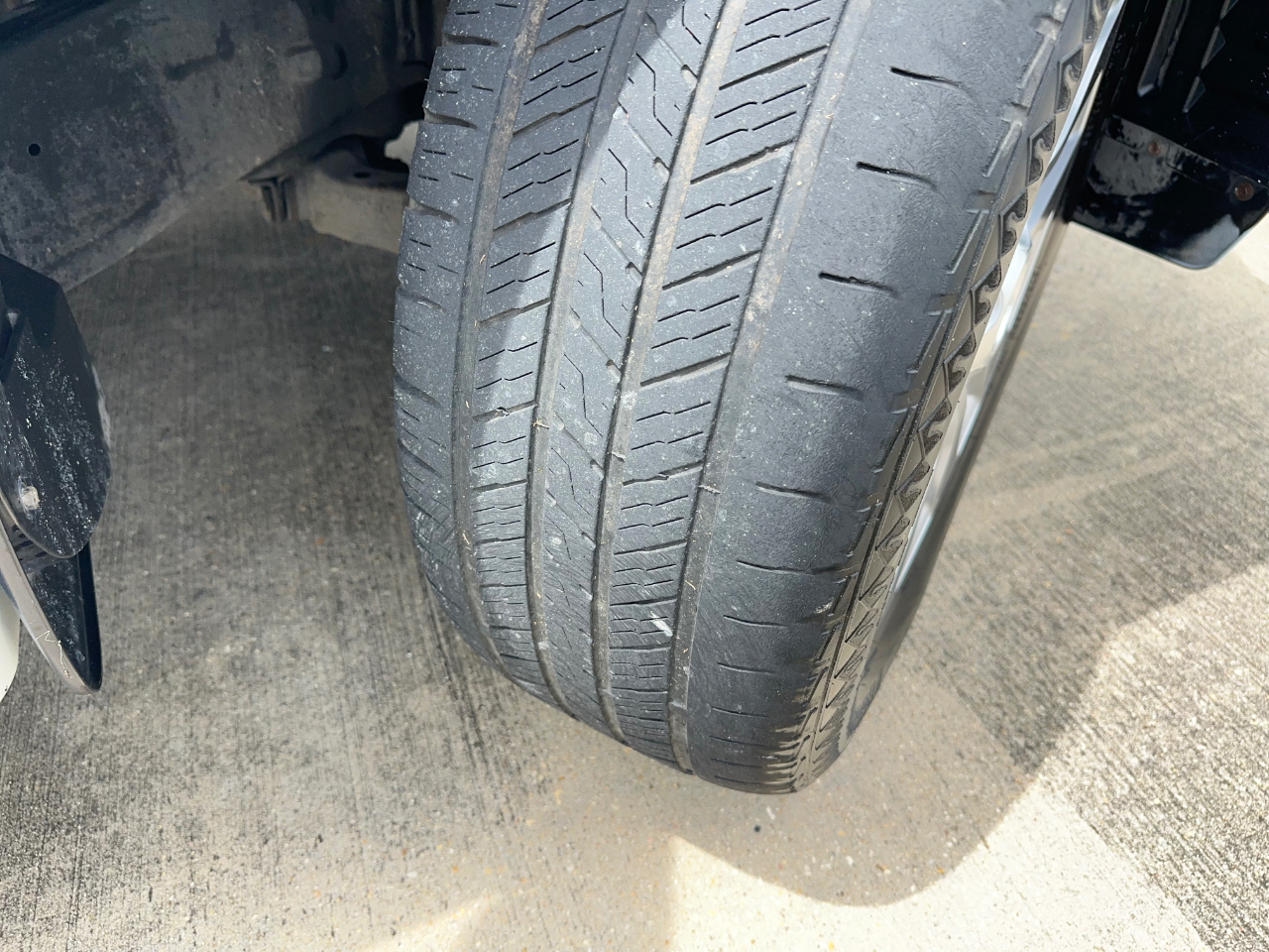 Toyota Sequoia Plantium 2WD 2011