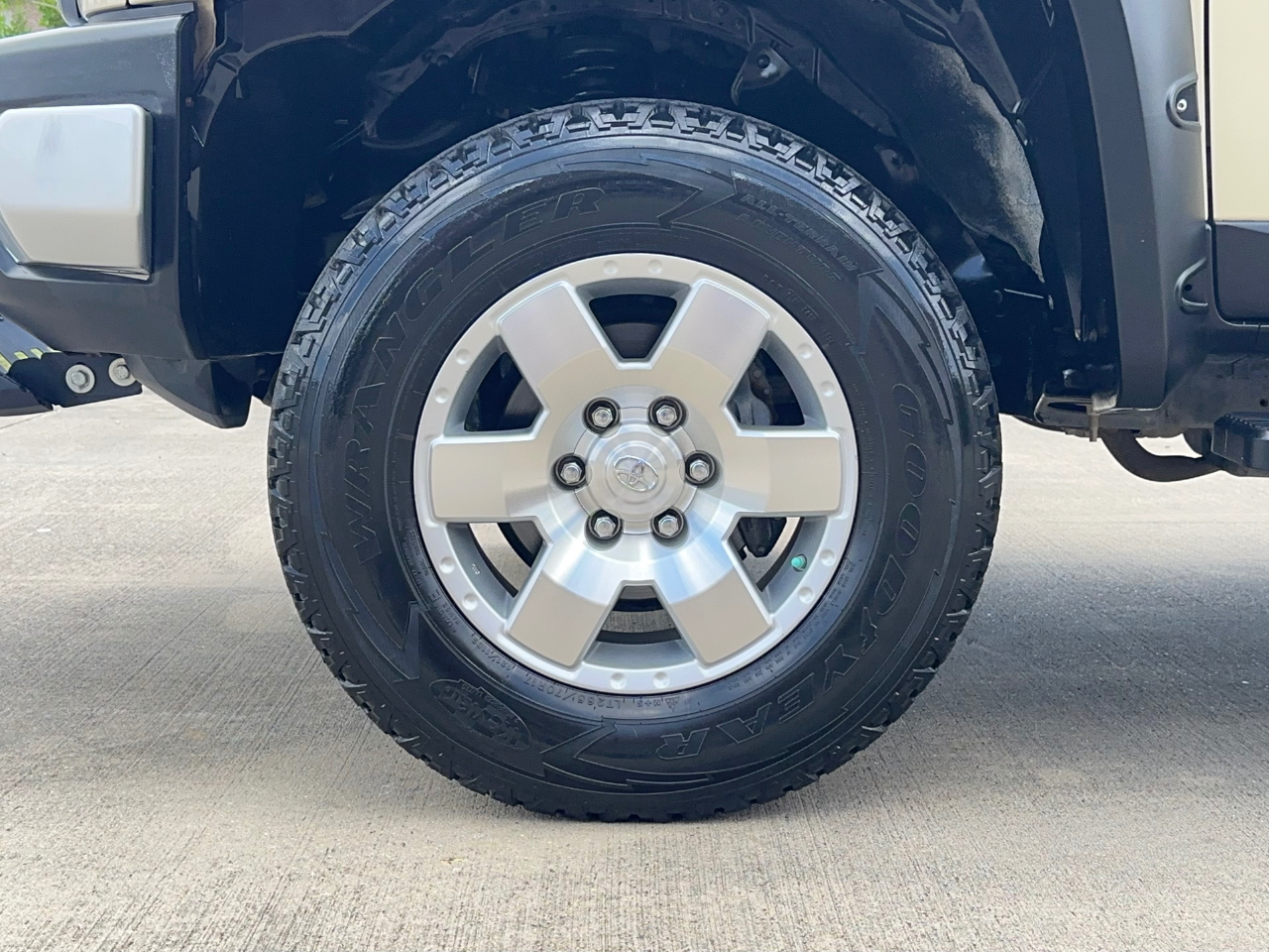 Toyota FJ Cruiser 2WD 2008