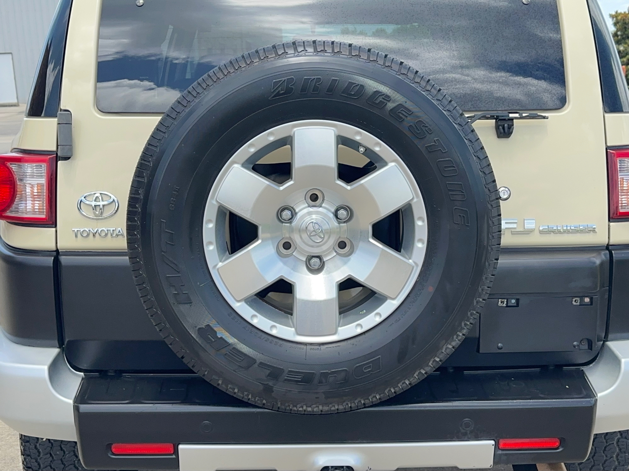 Toyota FJ Cruiser 2WD 2008