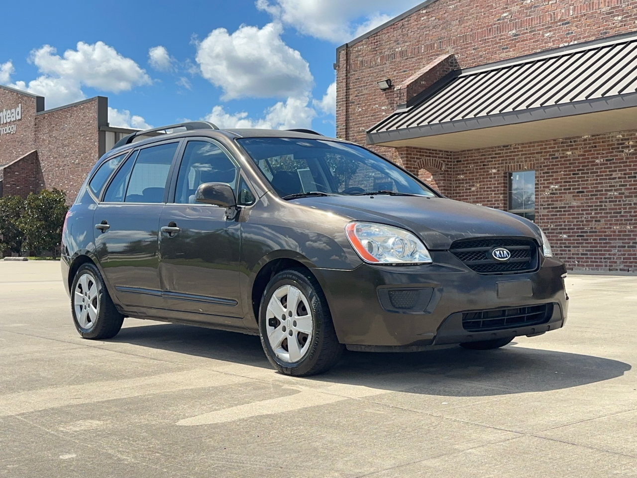 Kia Rondo LX 2009
