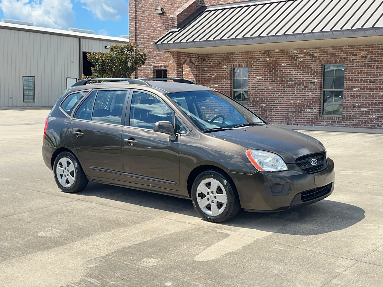 Kia Rondo LX 2009