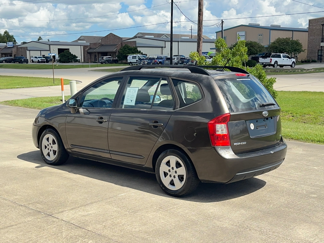 Kia Rondo LX 2009