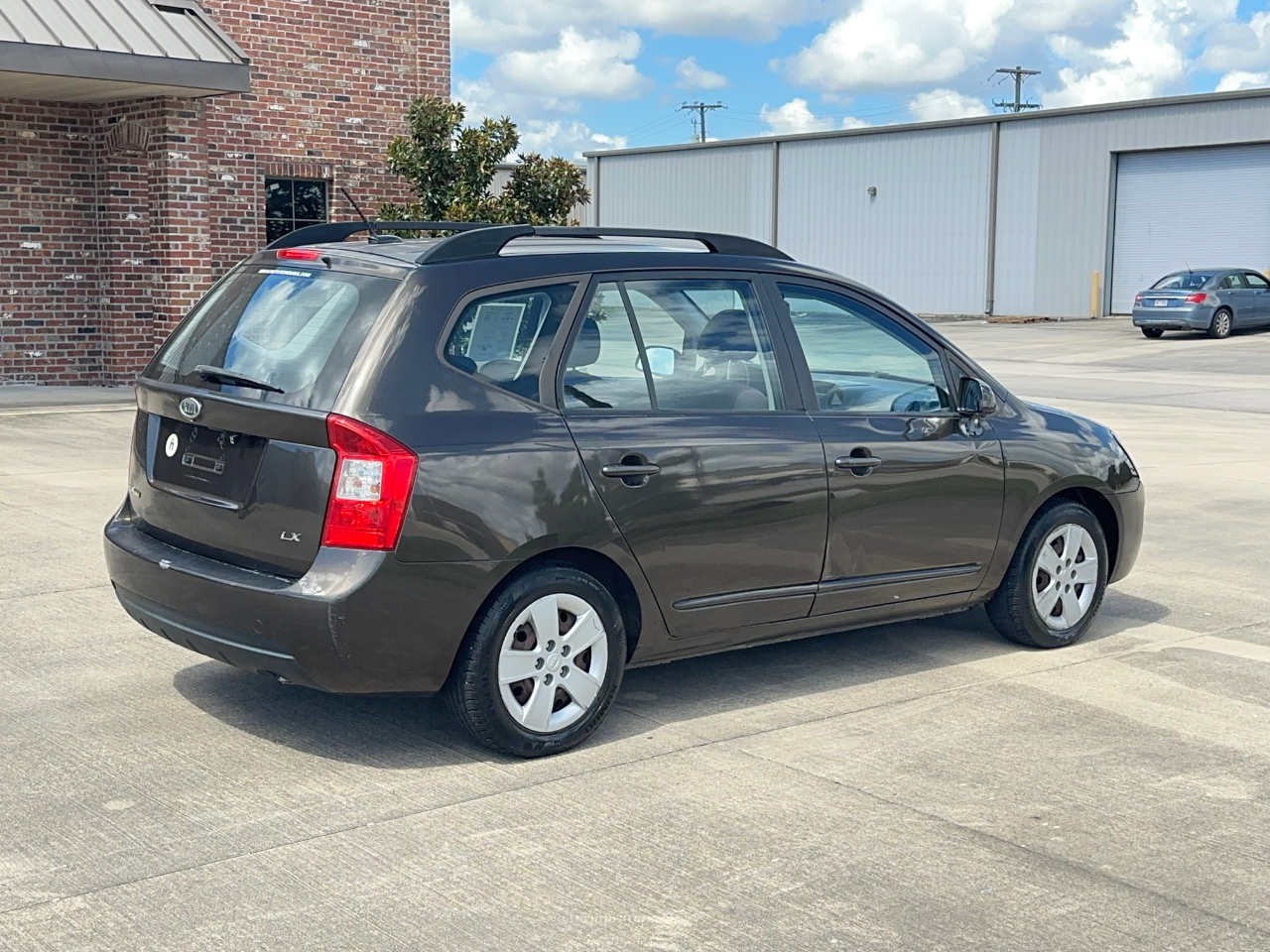 Kia Rondo LX 2009
