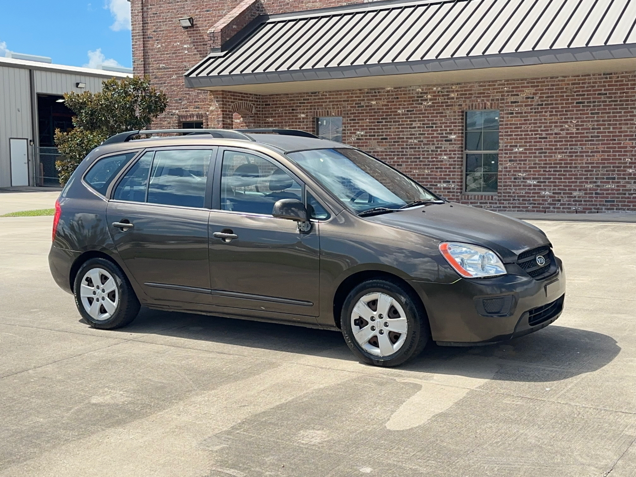 Kia Rondo LX 2009