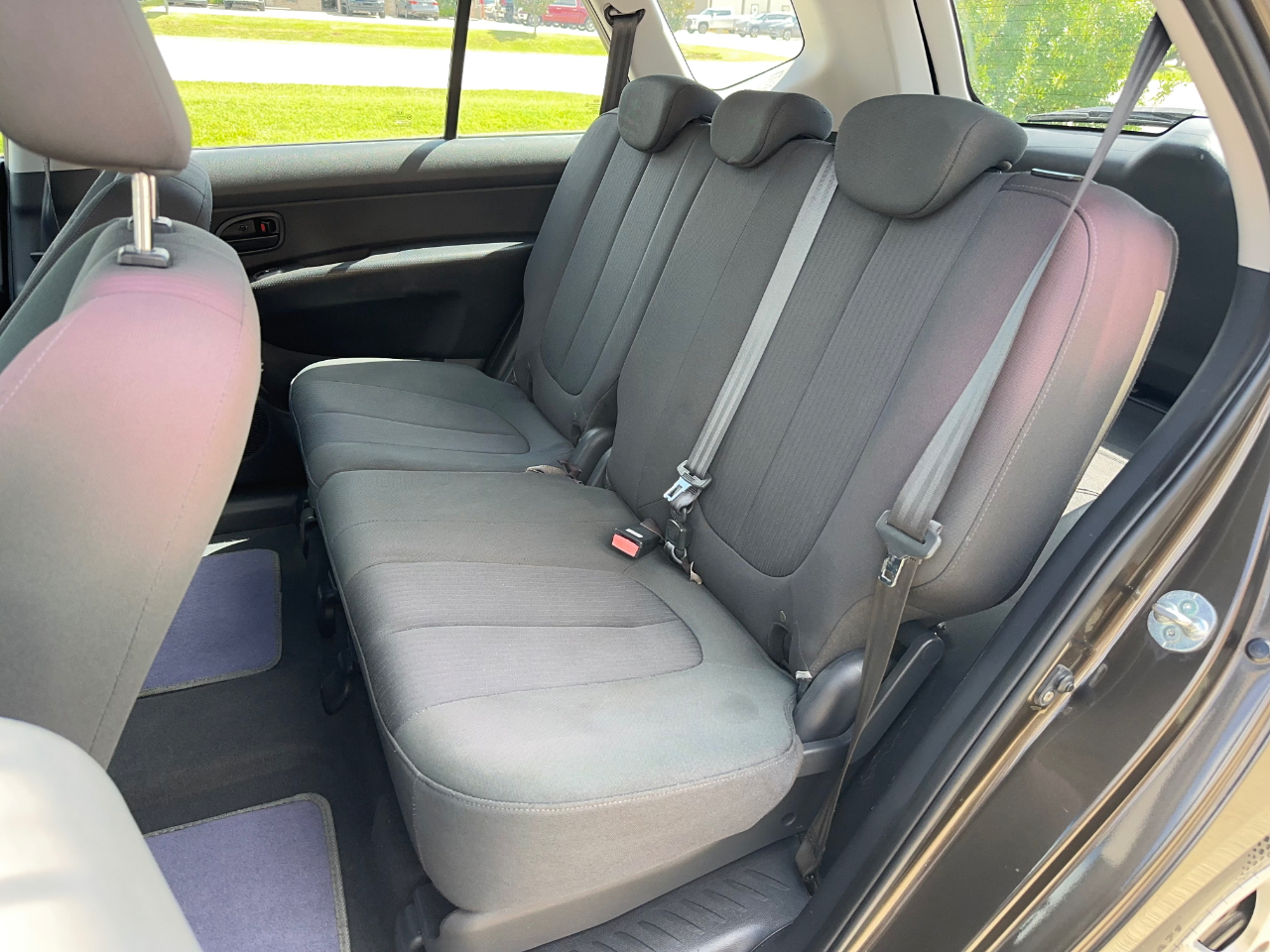 Kia Rondo LX 2009