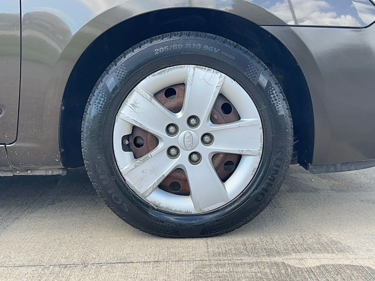 Kia Rondo LX 2009