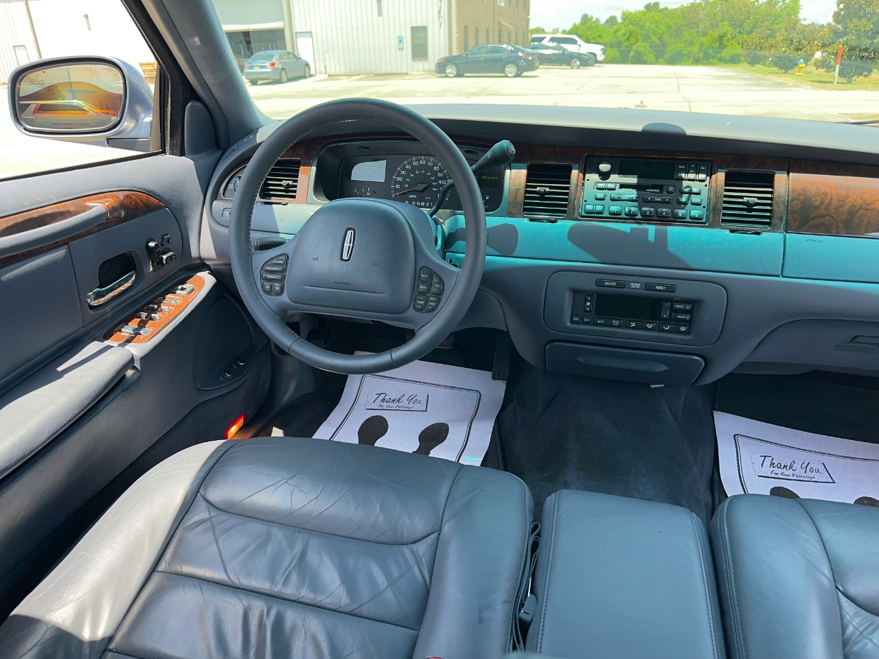 Lincoln Town Car Signature 2000