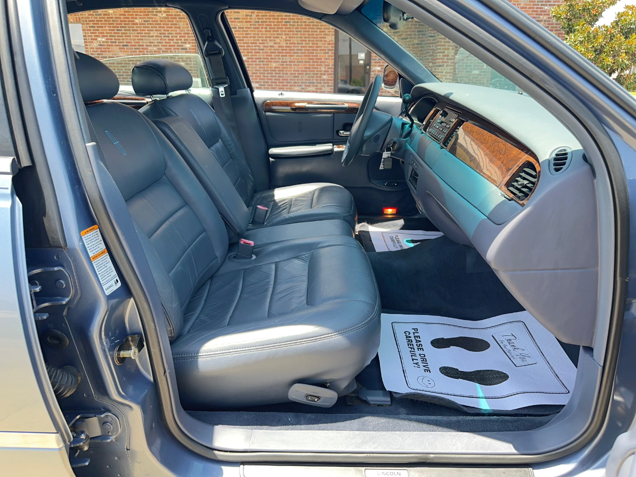 Lincoln Town Car Signature 2000
