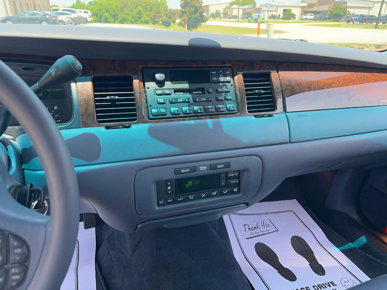 Lincoln Town Car Signature 2000
