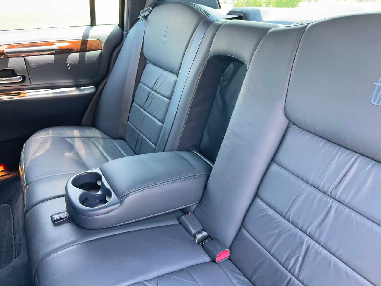 Lincoln Town Car Signature 2000