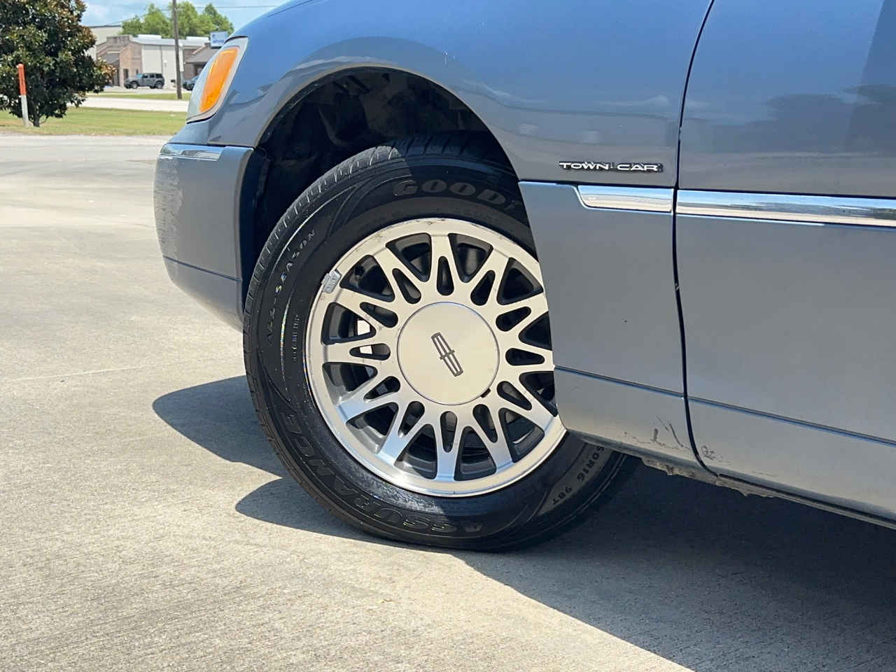 Lincoln Town Car Signature 2000
