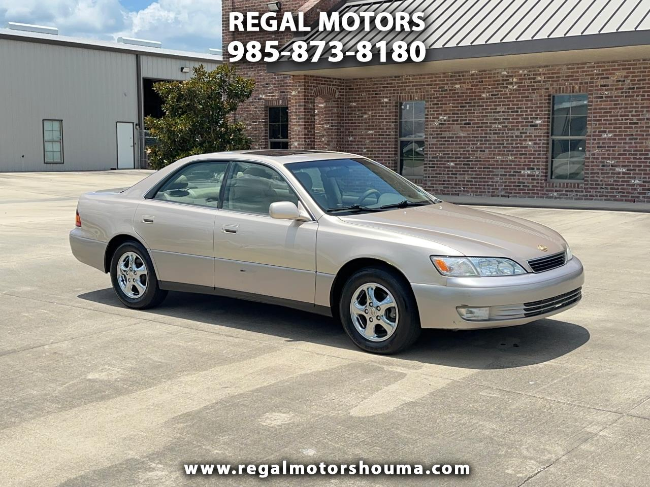 1999 Lexus ES 300 Base