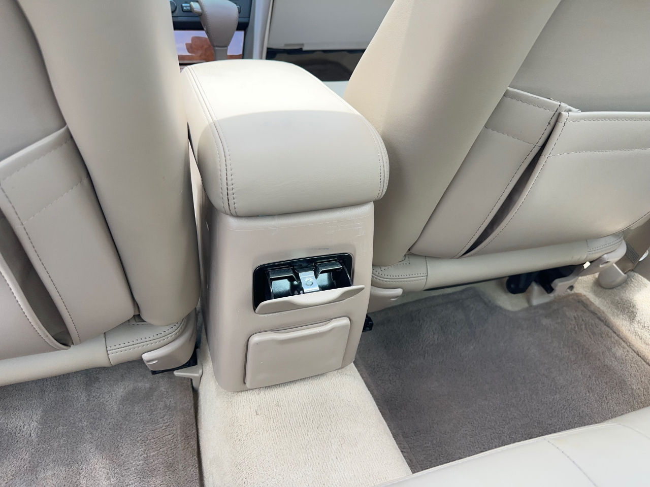 Lexus ES 300 Base 1999