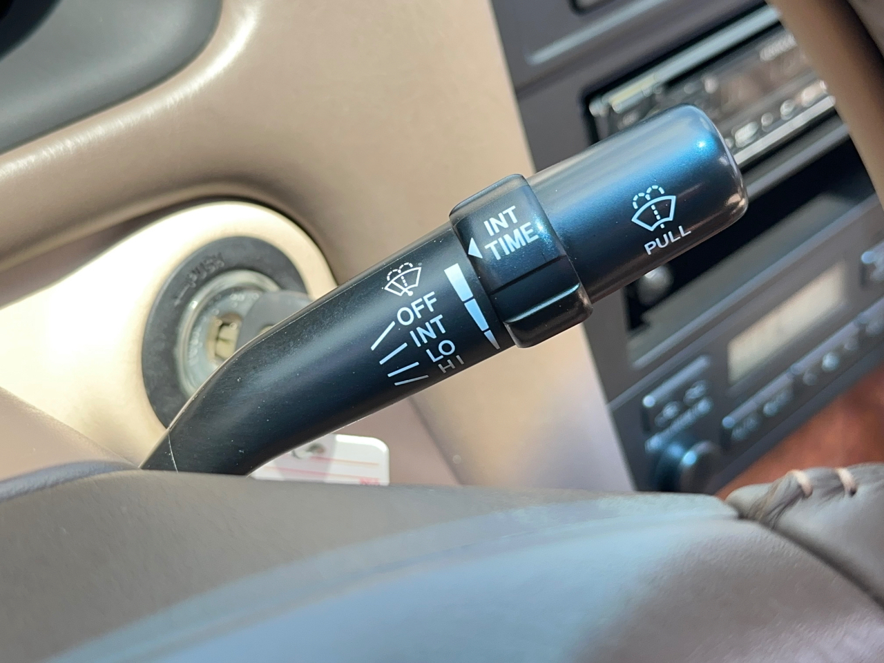 Lexus ES 300 Base 1999