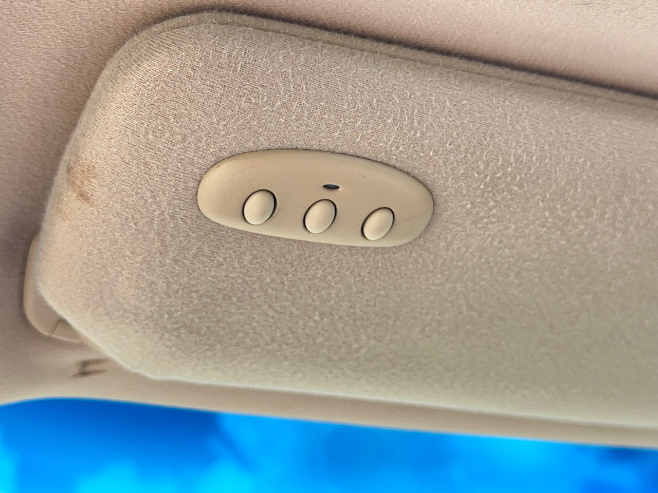 Lexus ES 300 Base 1999