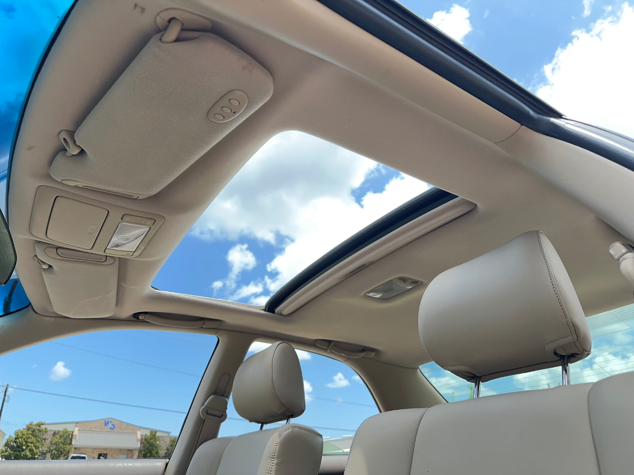 Lexus ES 300 Base 1999