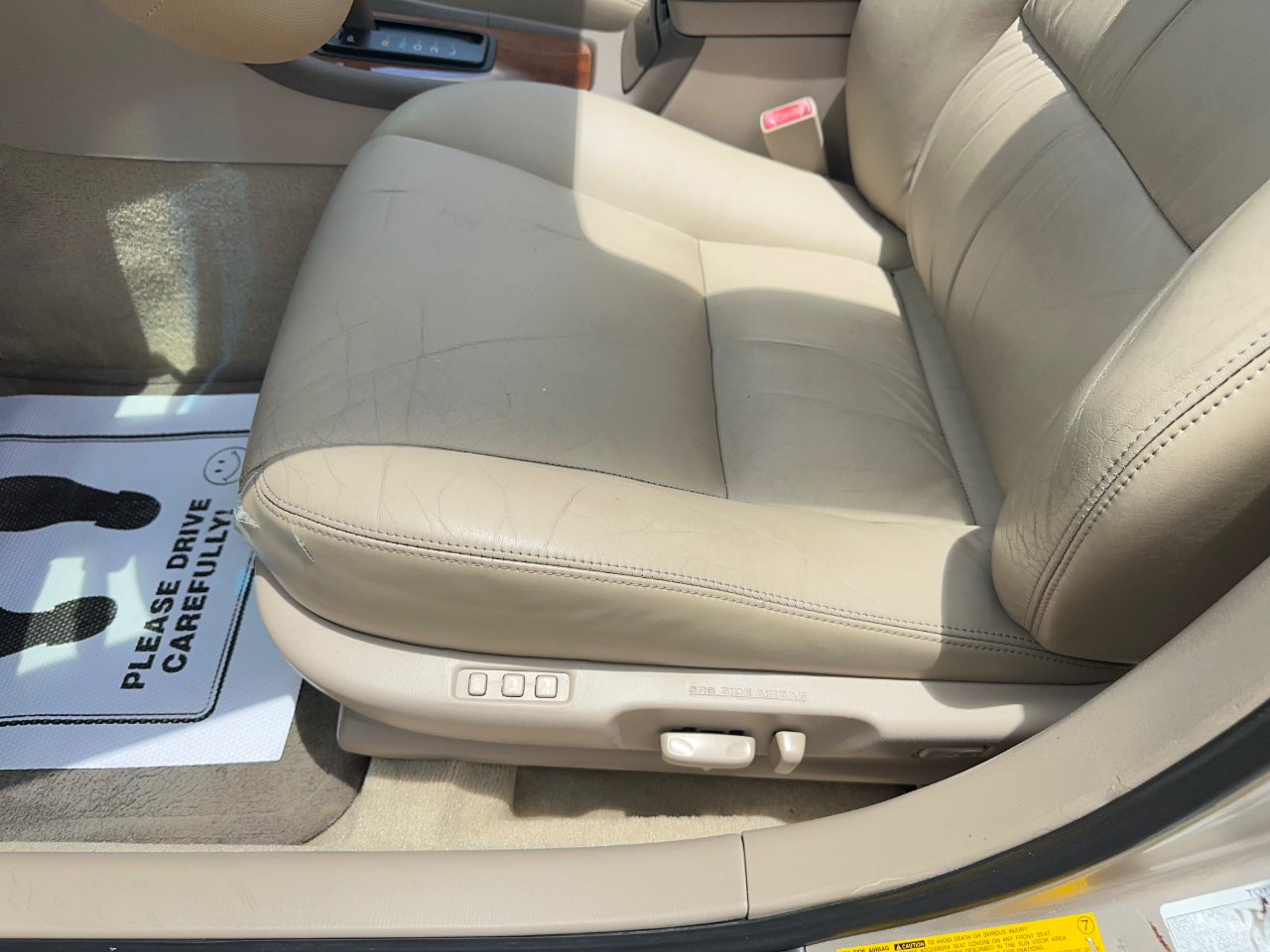 Lexus ES 300 Base 1999
