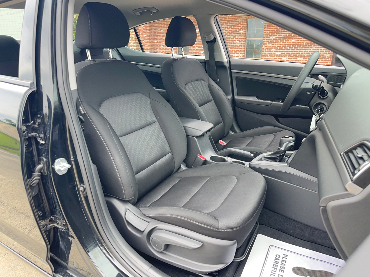 Hyundai Elantra SEL 2.0L Auto 2018