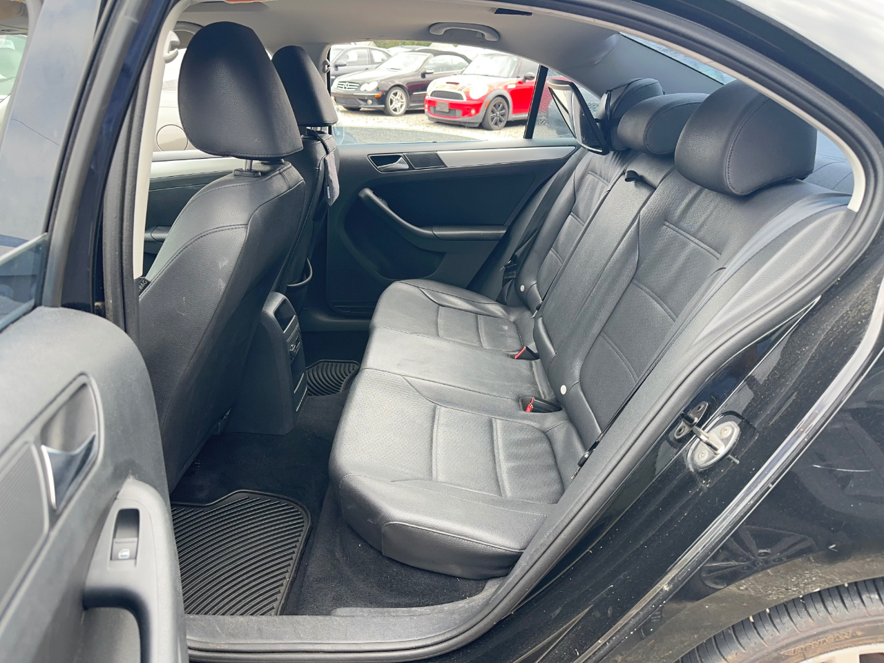 Volkswagen Jetta SEL PZEV 2011