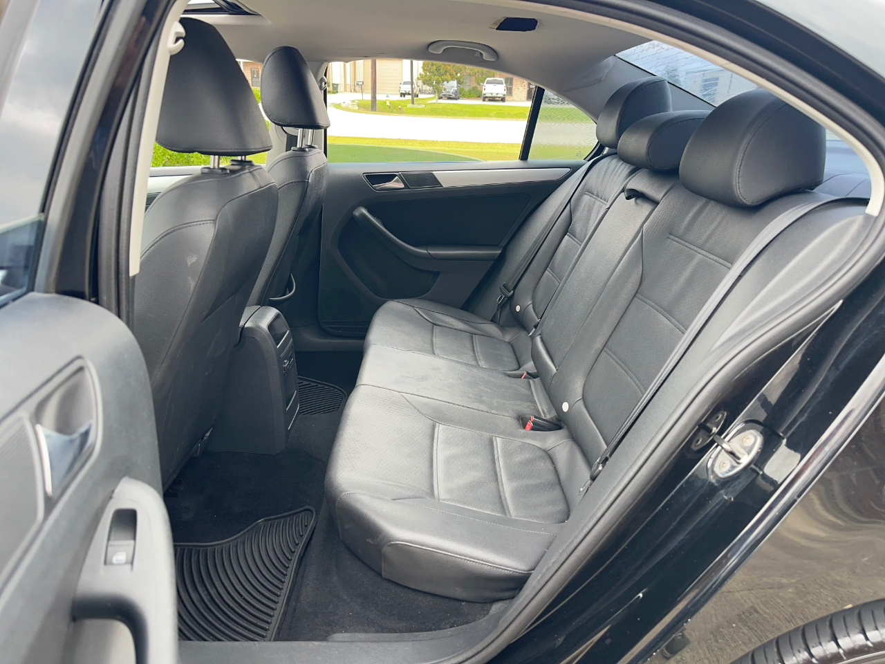 Volkswagen Jetta  2011