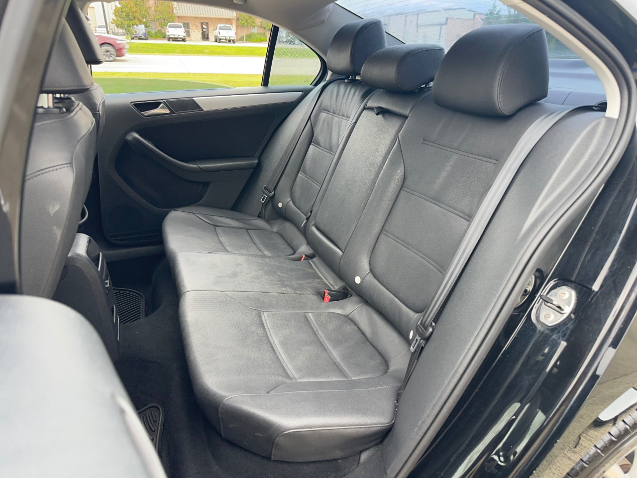 Volkswagen Jetta  2011
