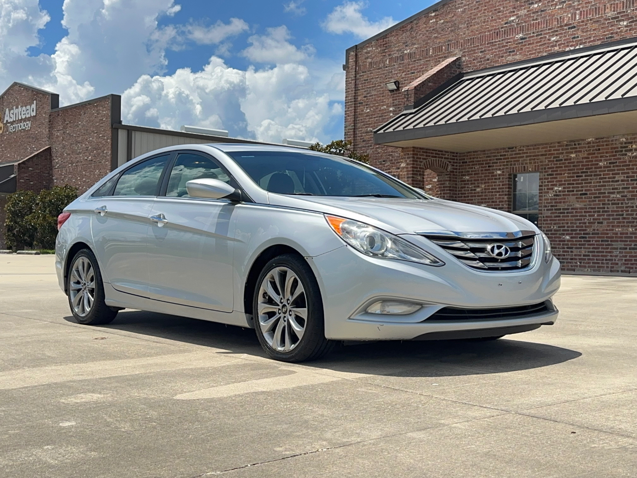Hyundai Sonata SE 2013