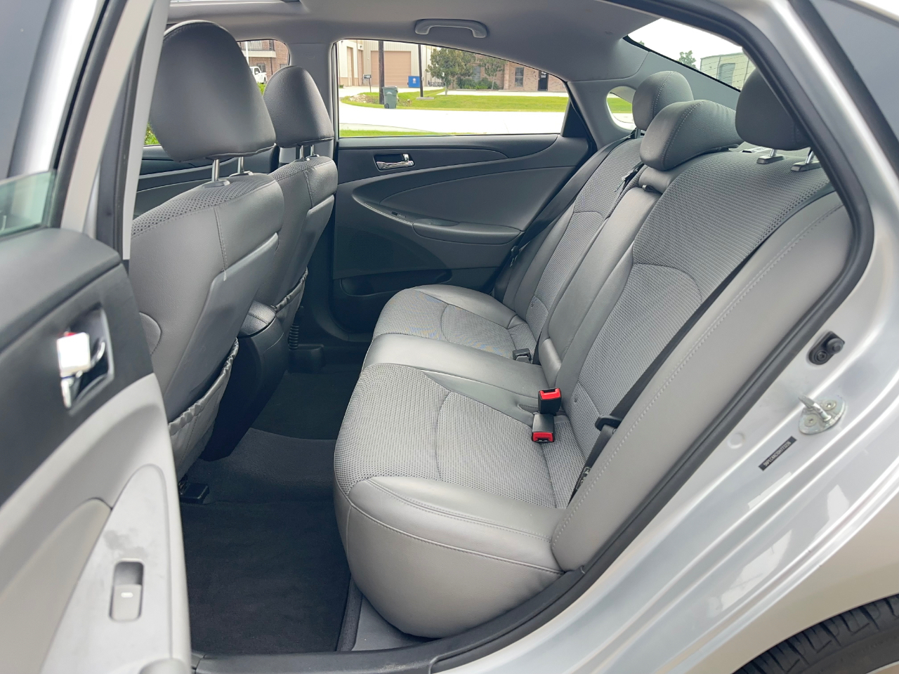 Hyundai Sonata SE 2013
