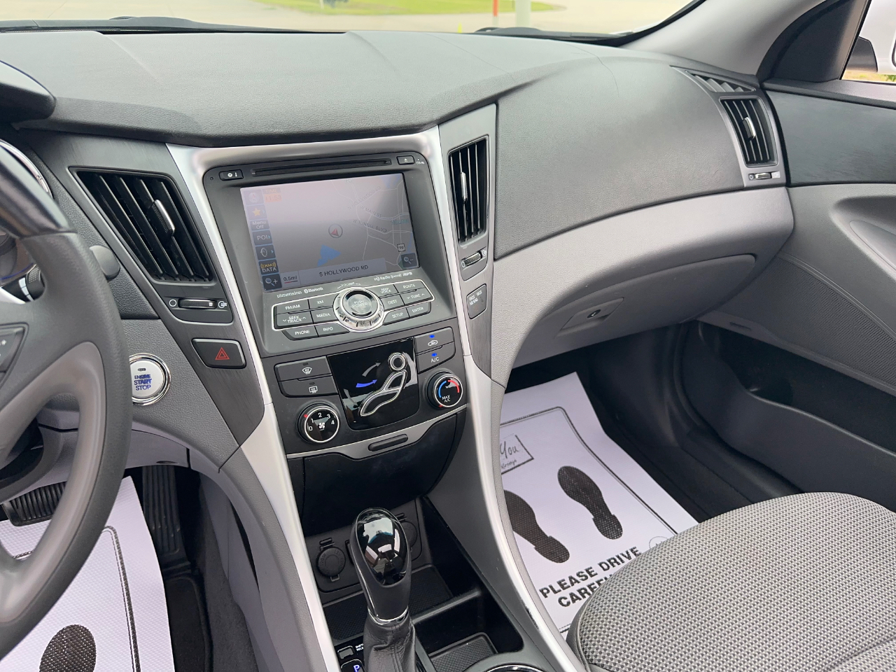 Hyundai Sonata SE 2013